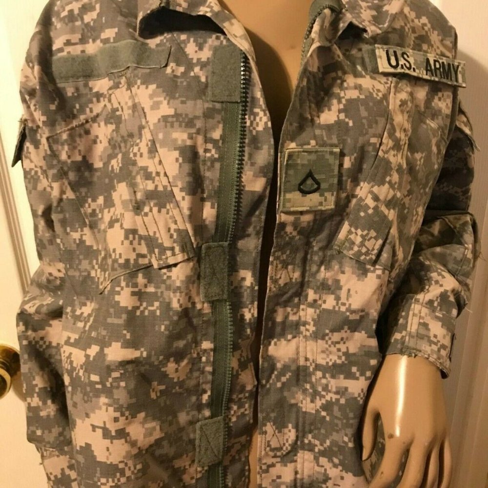 Military Jacket Size Small Camouflage